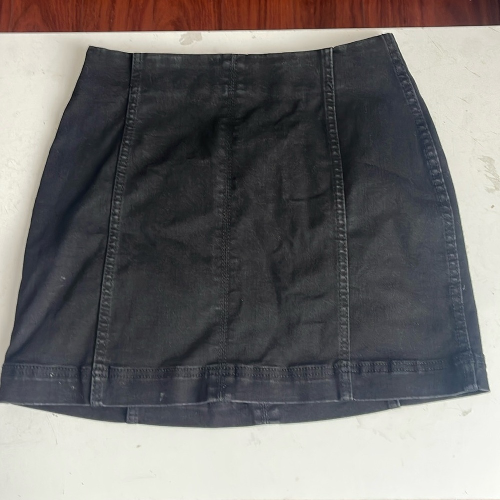 Black mini skirt
